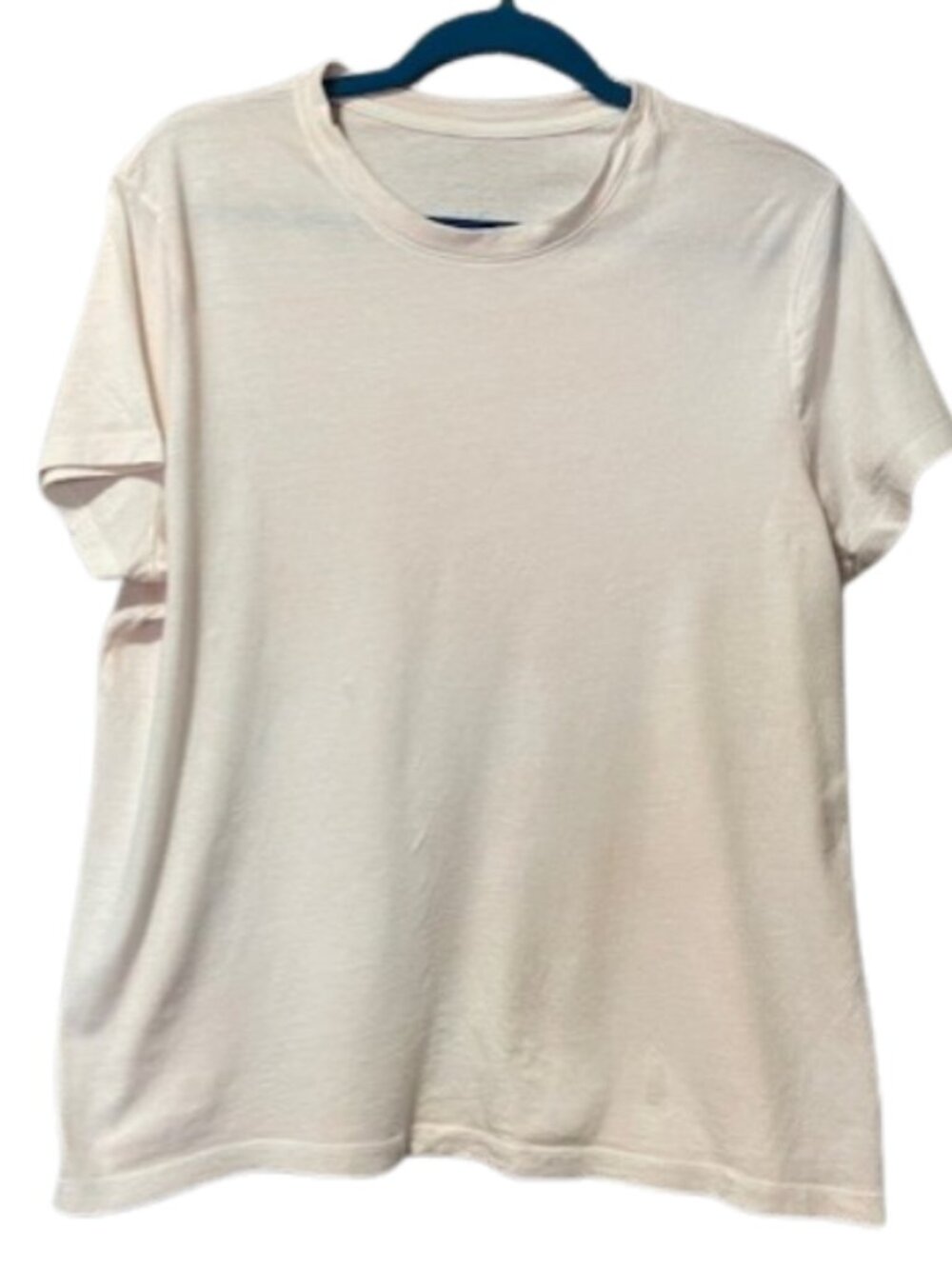 A NEW DAY SHORT SLEEVE TSHIRT SIZE XL